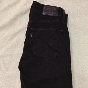 SOLD Black Levi's 710 Skinny Jeans